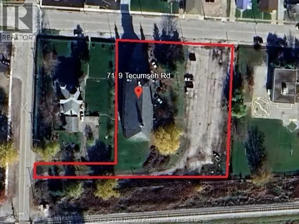 7119 Tecumseh Road, Lakeshore